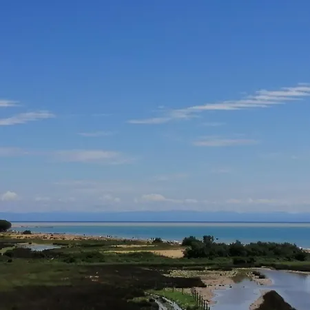 Апартаменты Vista Faro, Zona Faunistica E Mare Бибионе